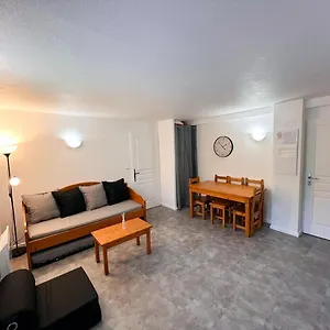 Appartement Vars, Spacieux Renove 4 Couchages Dans